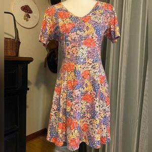 Colorful vintage 90’s floral skater dress by no boundaries